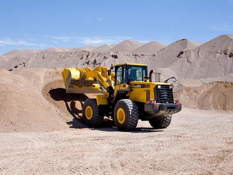 Komatsu nacionaliza carregadeira de rodas